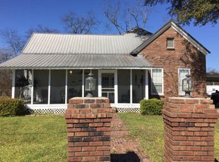 639 N Lakeshore Dr, Lake Village, AR 71653
