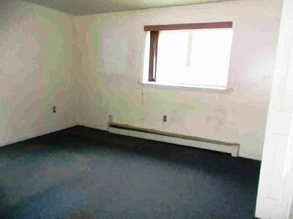 5th image of 90 Oakland Ave