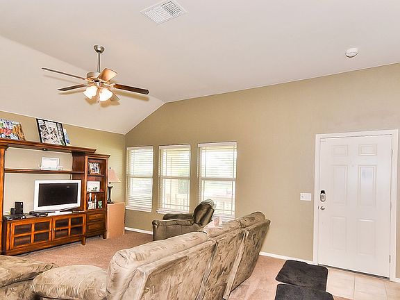 4th image of 2410 Lerkim Cir