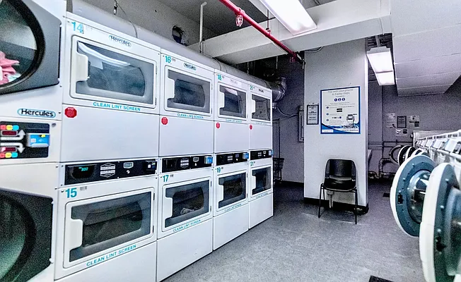 Rented by Manhattan Realty Group | media 6