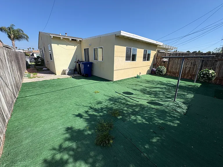 766 Jefferson Ave #A — Photo 22