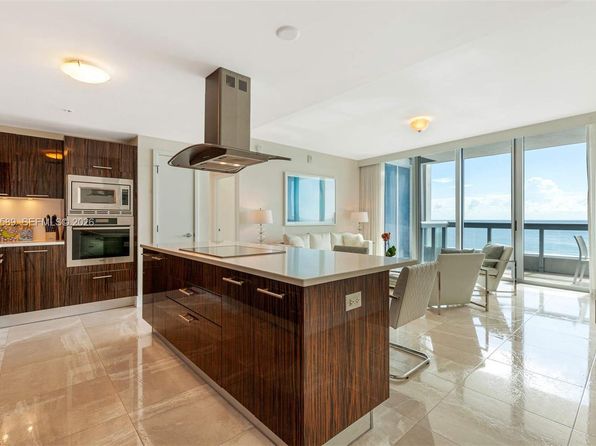 6899 Collins Ave Unit 701
