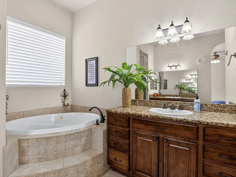 5317 E Lonesome Dove Trl — Photo 27