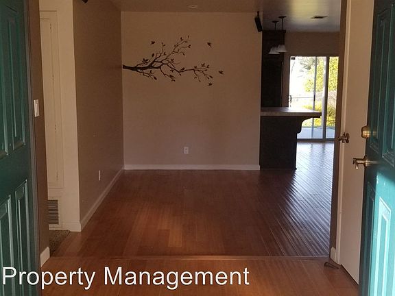 3rd image of 349 Mountain View Dr