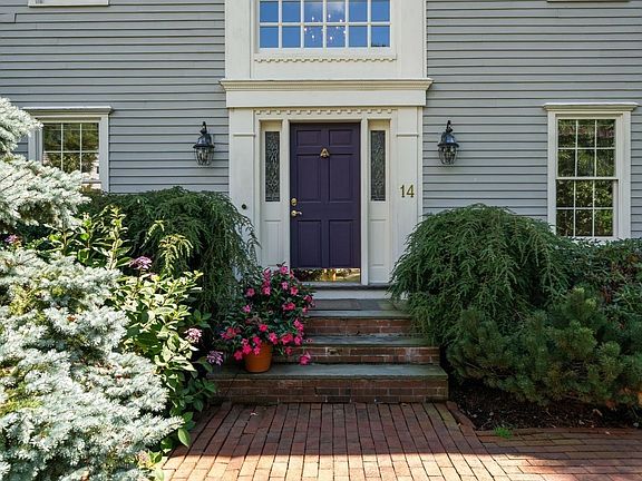 2nd image of 14 Powder House Cir