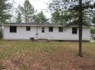 6050 Bear Lake Dr, Johannesburg, MI 49751