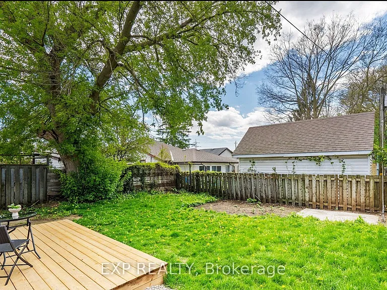 39 William St — Photo 11