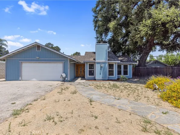 15723 Plummer St, North Hills, CA 91343