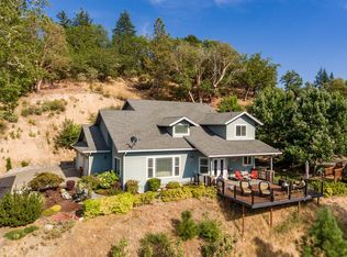 463 Arbor Ridge Dr, Grants Pass, OR 97527