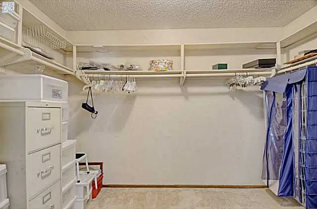 1829-31 Thomas Ave #2B — Photo 8