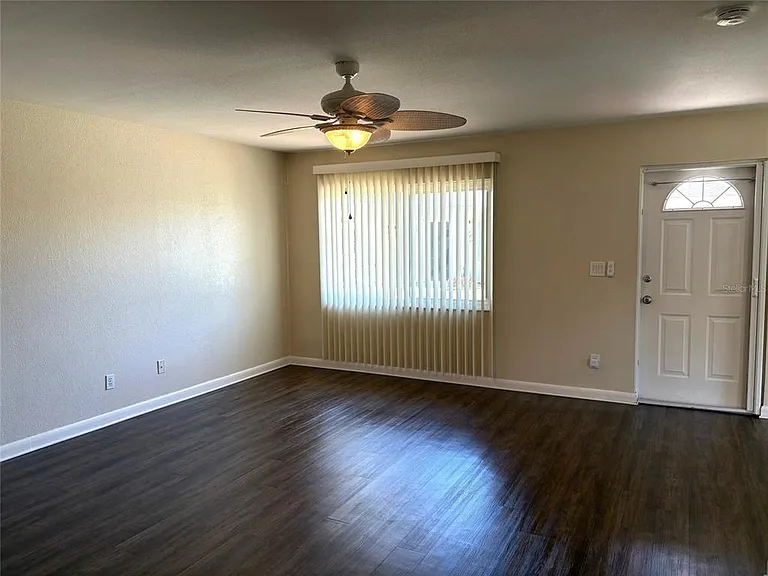2202 Clubhouse Dr #185 — Photo 7
