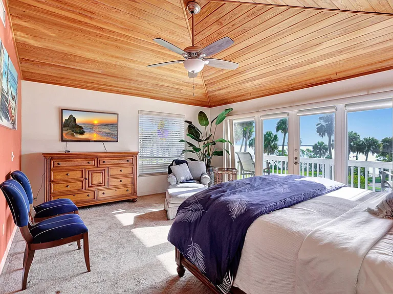 7501 S Indian River Dr — Photo 16