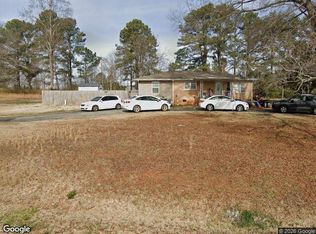 115 Robin Rd, Cowpens, SC 29330