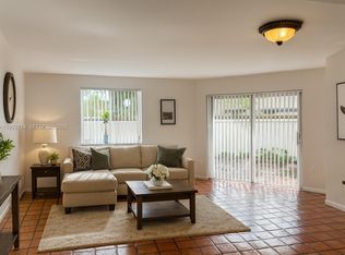 6860 SW 45th Ln #4, Miami, FL 33155