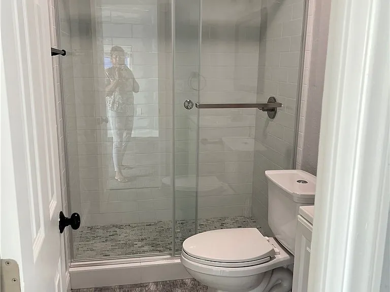 7068 Calvin Ave — Photo 4