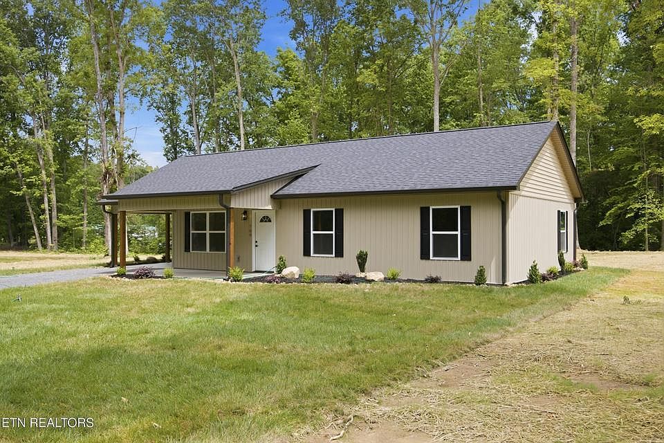 1st image of 700 Holly Glen Ln