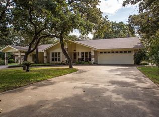 6311 Sioux Dr, Granbury, TX 76049