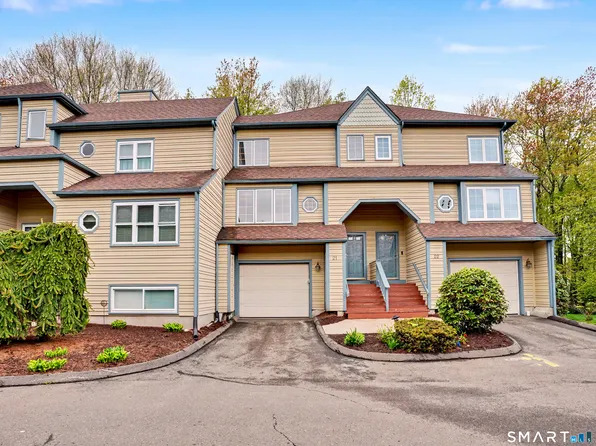 21 L Hermitage Drive #21, Shelton, CT 06484