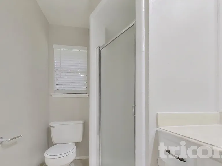 3619 Maple Glen Dr — Photo 9