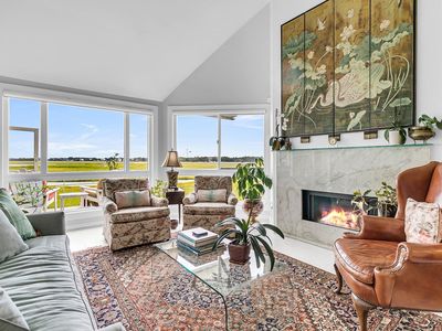 250 Little Oak Island Dr, Folly Beach, SC, 29439