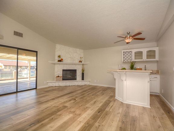 4th image of 26374 Buccaneer Ln