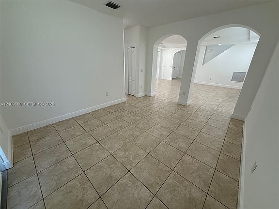 2nd image of 2250 SE 19th Ave