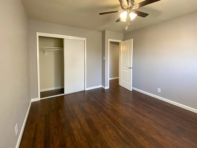 1717 Amber Dr — Photo 10