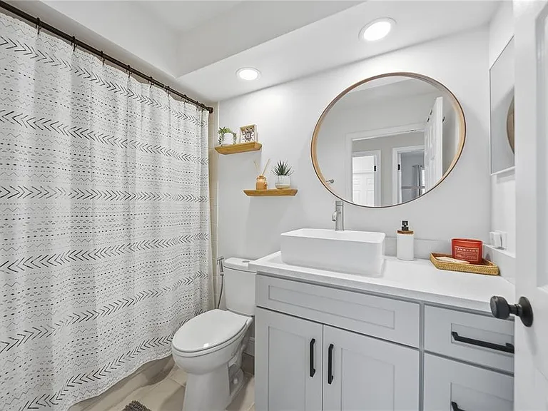 17633 Esprit Dr — Photo 10