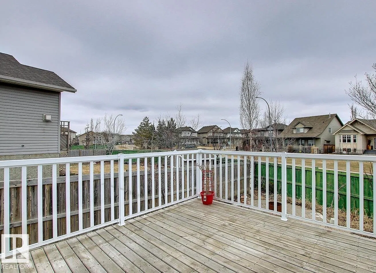 3 bed, 2.5 bath, 1480 sqft, $2,645 — Photo 4