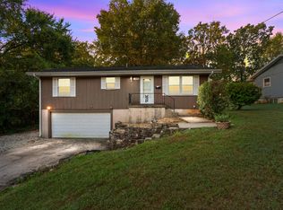 2810 E Madison St, Springfield, MO 65802