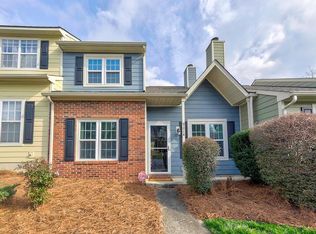 9014 Four Mile Creek Rd, Charlotte, NC 28277