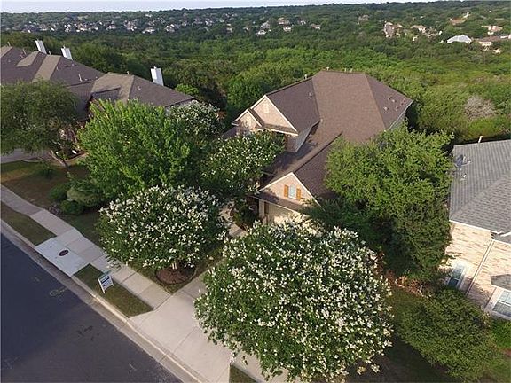 3rd image of 10141 Brimfield Dr
