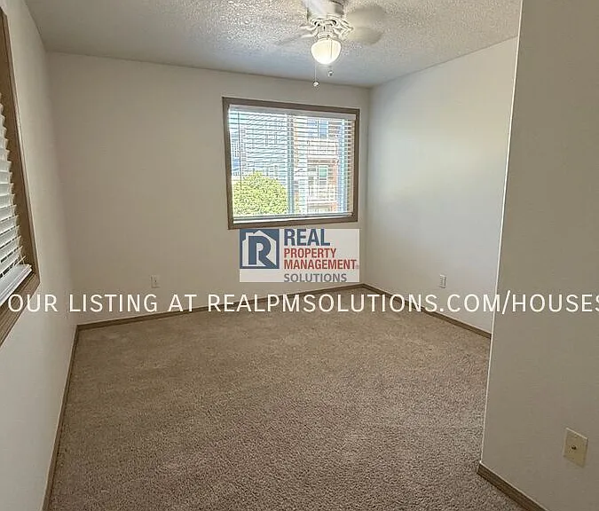8514 N Syracuse St #1 — Photo 27