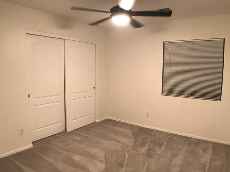 17584 W Acacia Ct — Photo 27