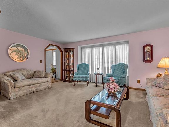 4th image of 213 Wyeth Dr