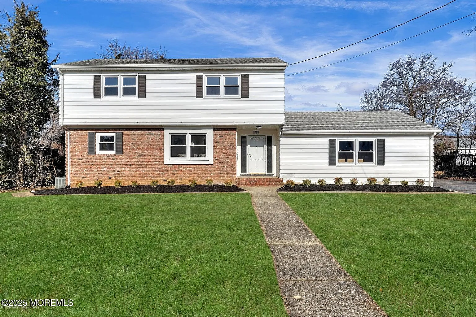 4 bed, 3.5 bath, 2300 sqft, $2,850 — Photo 1