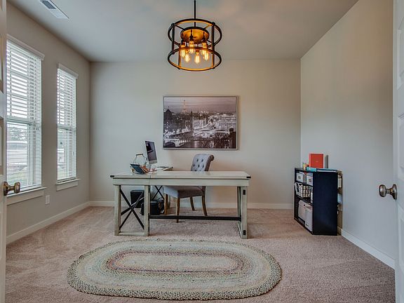 4th image of 1414 Blackman Woods Ct