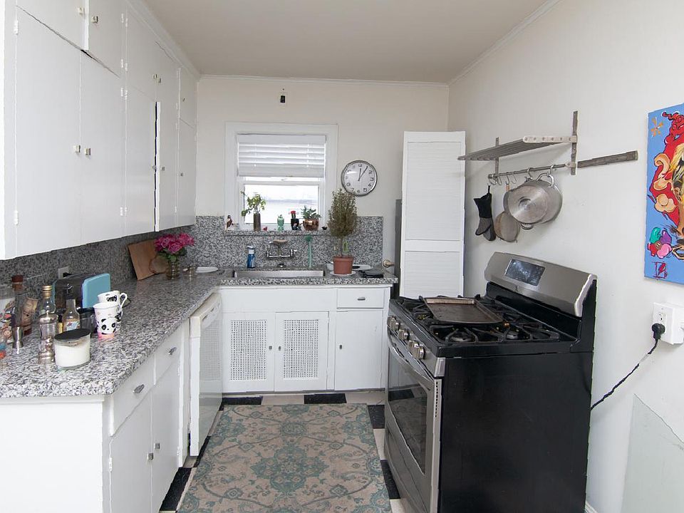 Cozy, Bright Kitchen with Fun Checkerboard Floors!