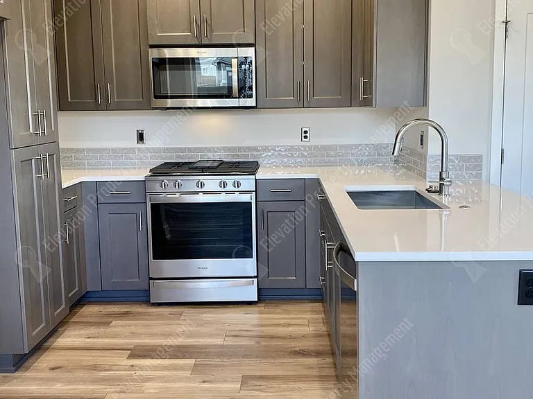 3035 NE Red Jasper Pl — Photo 5