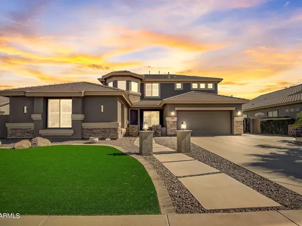 6749 S Seneca Court, Gilbert, AZ 85298