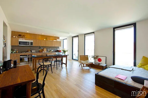 Rented by Westminster Management | media 23