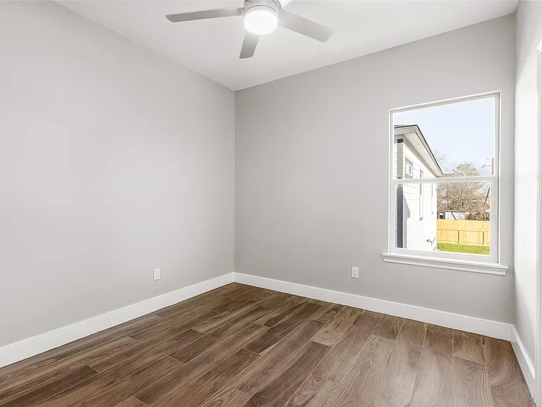 5502 Pershing St #A — Photo 16