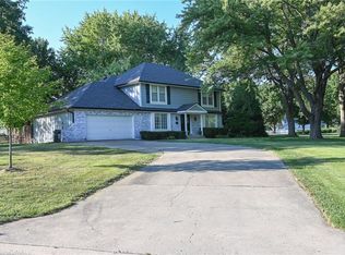 10320 S Howard Rd, Lees Summit, MO 64086