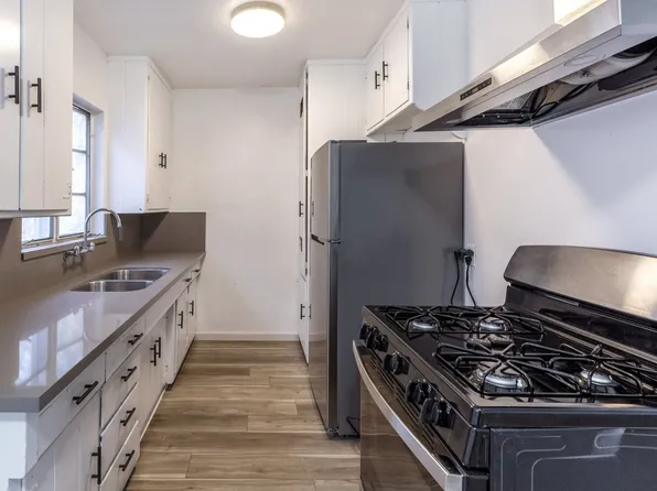 412 W Elmwood Ave APT C, Burbank, CA 91506