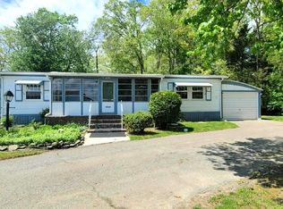 127 Country Ln, Buena, NJ 08310