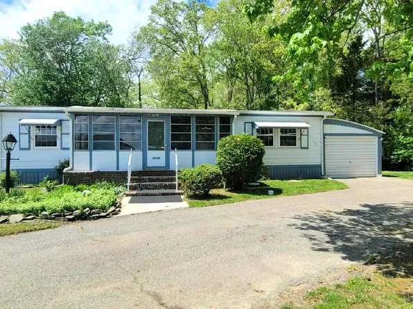 127 Country Ln, Buena, NJ 08310