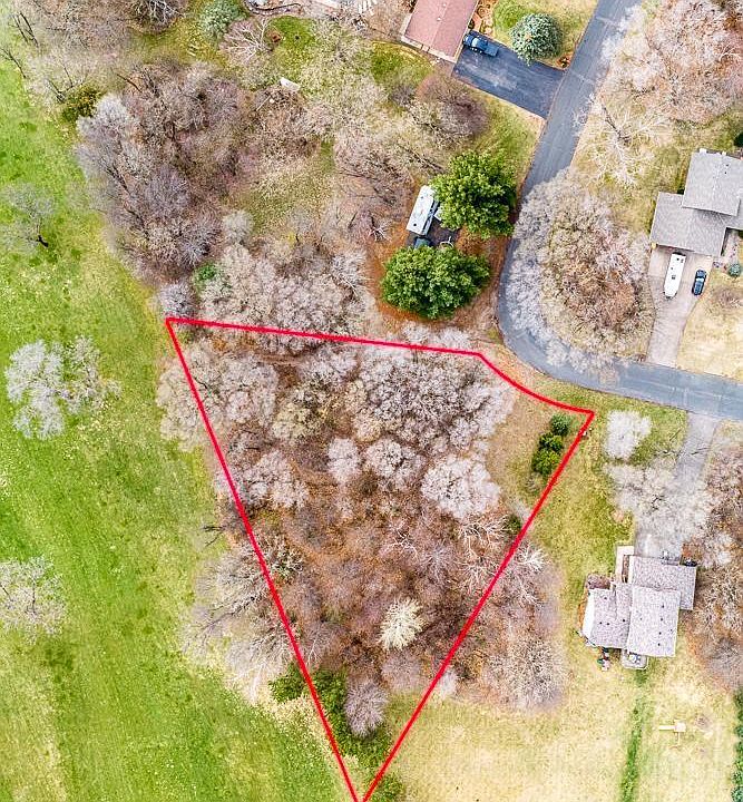 1st image of 205 Lane NE