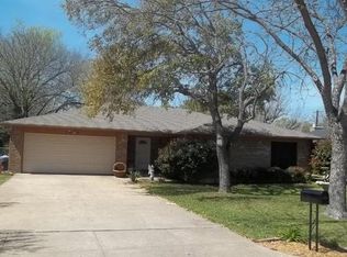 1425 High Ridge Rd, Benbrook, TX 76126