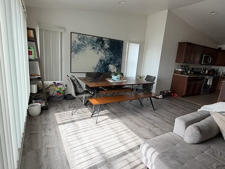 4565 Cherokee Ave #B — Photo 11