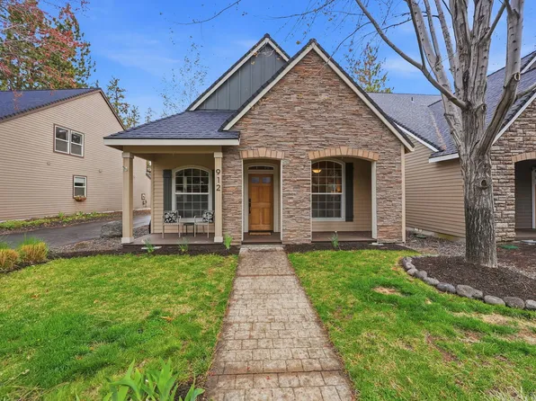 912 E Timber Pine Dr, Sisters, OR 97759